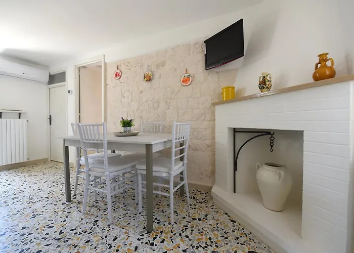 بيت للعطل Borgo Diaz تْشيستيرنِنو