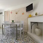 펜션 Borgo Diaz 치스테르니노