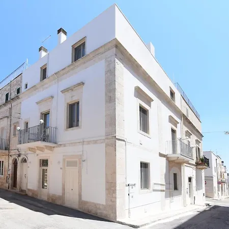 Borgo Diaz * Cisternino