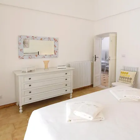 Borgo Diaz * Cisternino