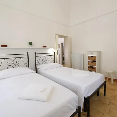 Borgo Diaz * Cisternino